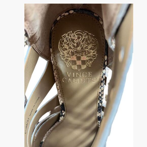 Vince Camuto High Heel Back Zip Peep Toe Snakeskin Shoes Booties  Size 6.5  EUC - Picture 15 of 15
